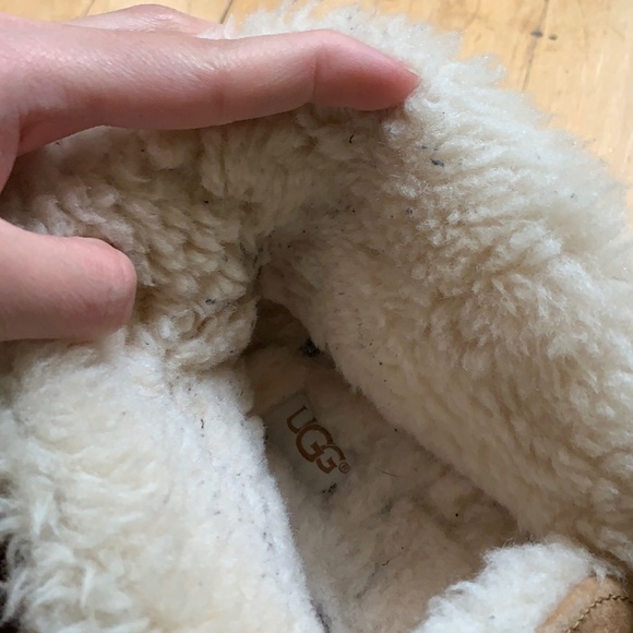 Ugg Moccasins - Picture 3 of 6